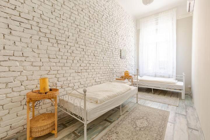 Rooms For Rent In Centre Budapest Exterior photo